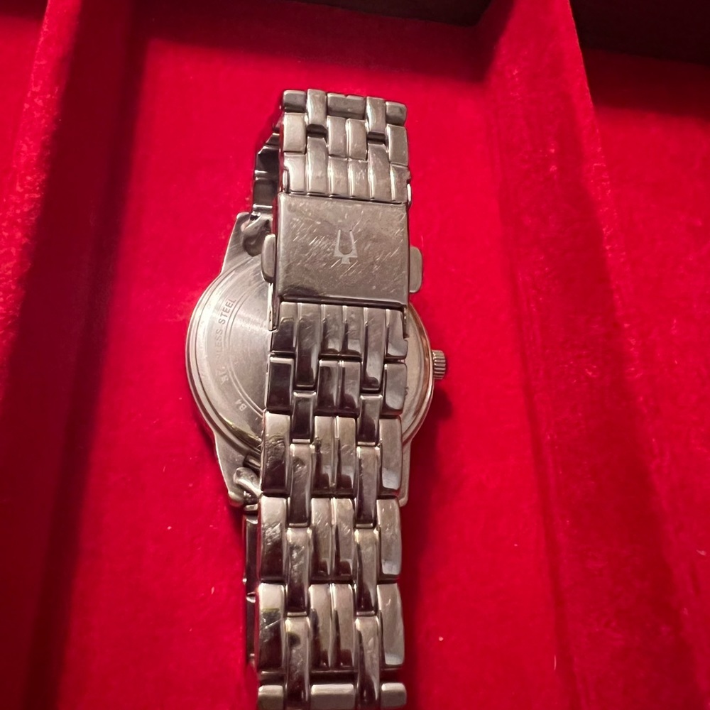 Bulova - Picture 5 of 6